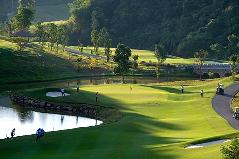 hilltop-valley-golf-club-trai-nghiem-hom-nay