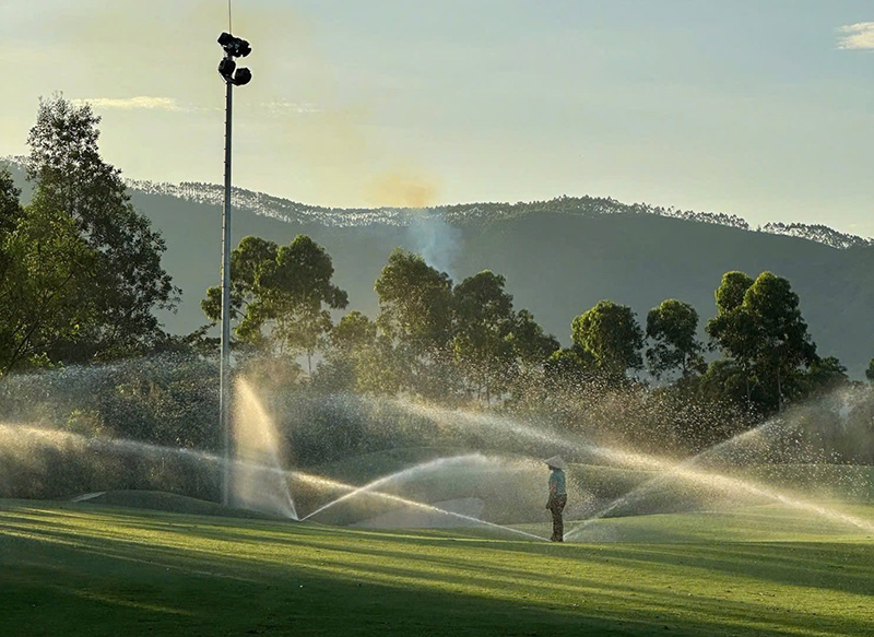san-golf-hilltop-9